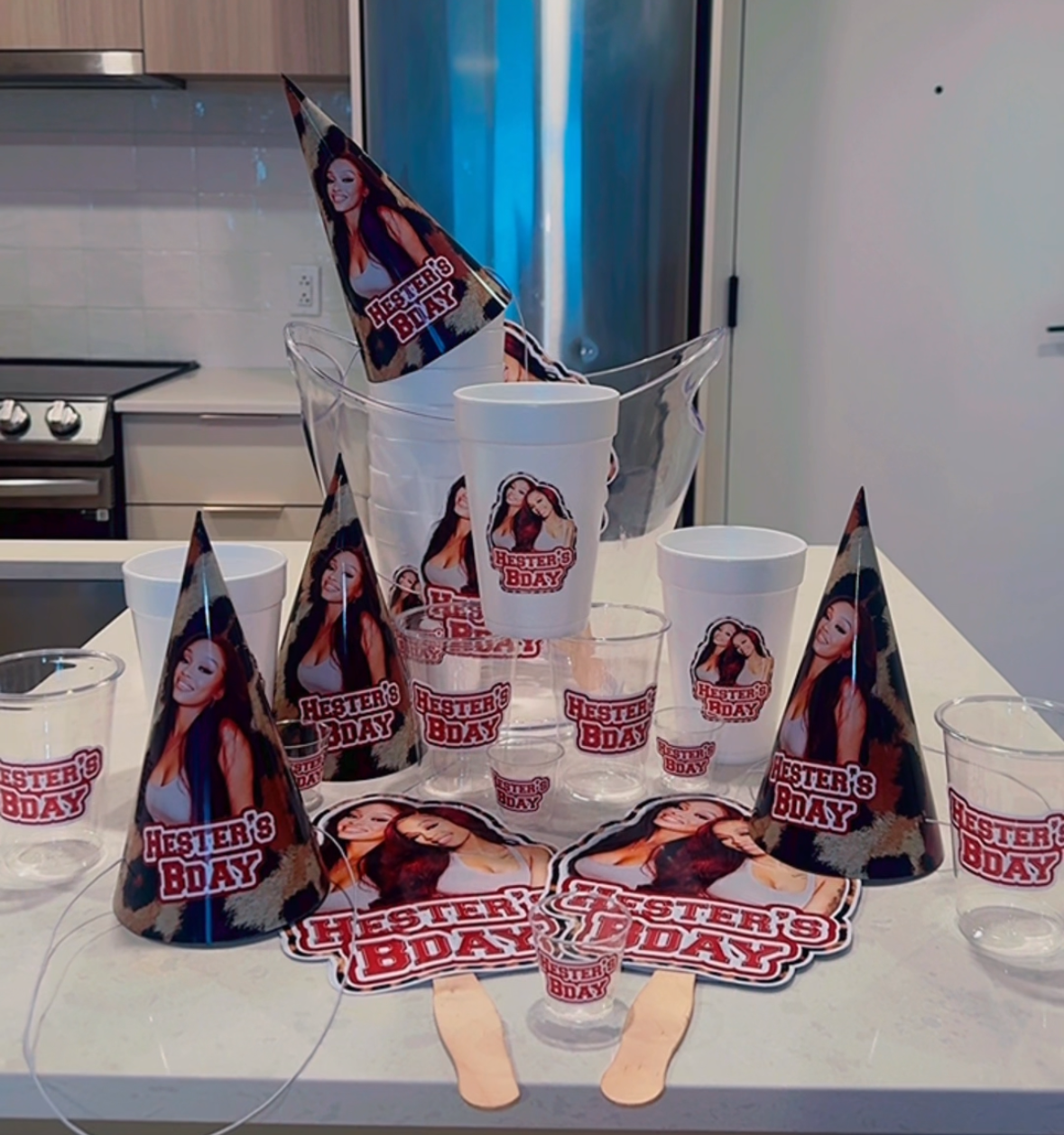 *Trouble in paradise package (Deluxe)