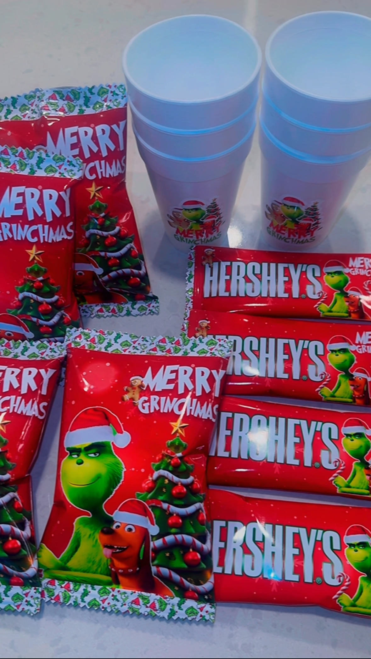 Custom party favors snacks